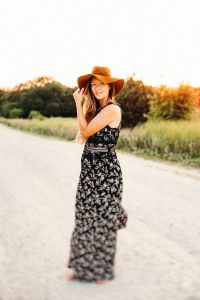 kansas, kansas blogger, Kayla Kohn, photographer, gold and wheat, Kansas City, Lawrence ks